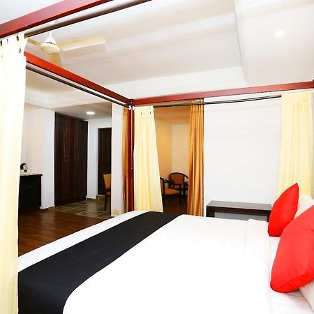 Capital O 37763 Bright Heritage Kochi Exterior foto